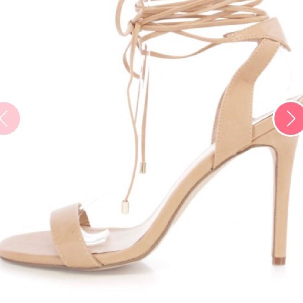 Natural Wrap Around Tie Heels size 7